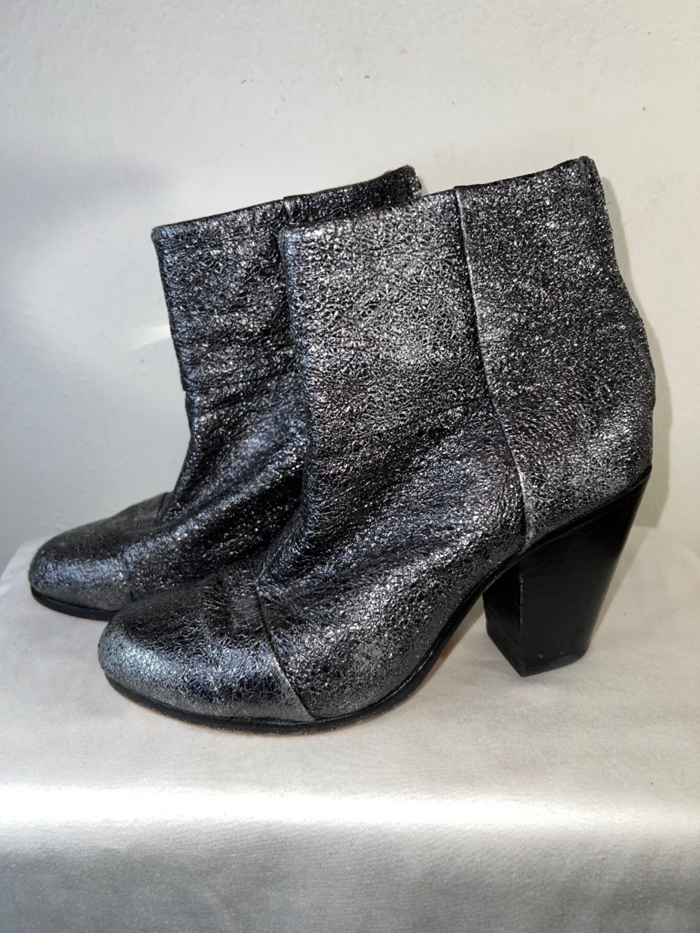 Rag & Bone Newbury Metallic Leather Ankle Boot Size 8.5